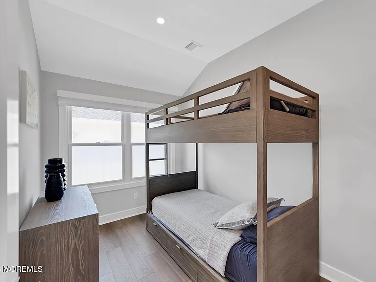 347 Bay Ln — Photo 39
