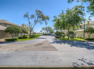 225 E Jardin De Mer Pl #225, Jacksonville Beach, FL 32250