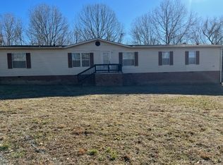 1395 Snead Spring Rd, Crewe, VA 23930