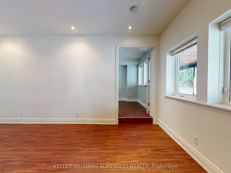 546 Eglinton Ave E #5 — Photo 22