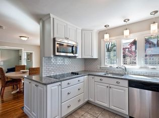 4 Ritter Rd, Hingham, MA 02043