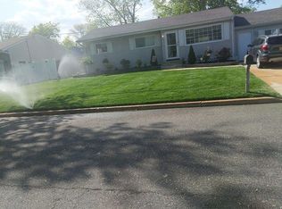 942 Mercer Dr, Toms River, NJ 08753