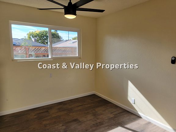 3rd image of 326-328 Katherine Ave #48b5dd7ed