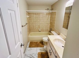 250 Four Winds Dr APT 108, Stuart, FL 34996