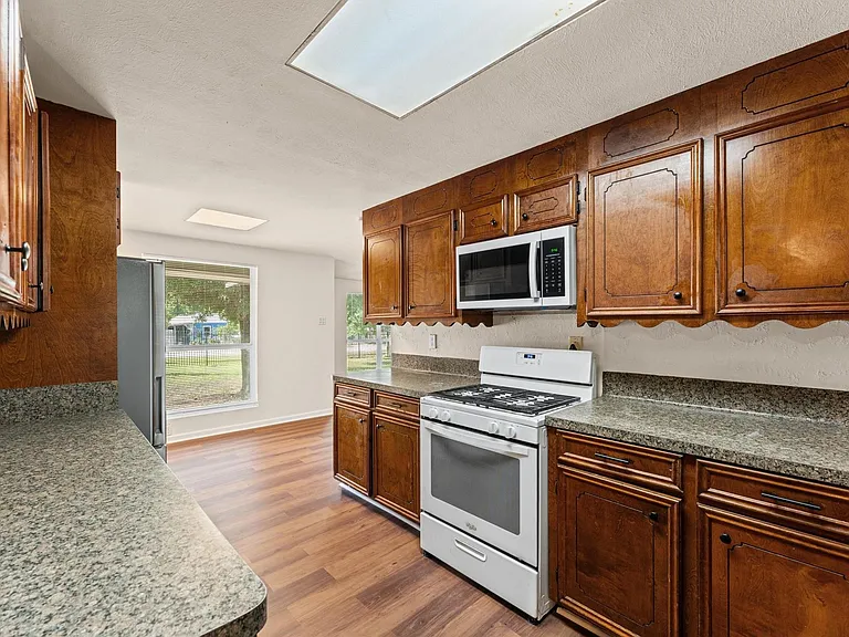 1505 Gladiola Ave — Photo 13