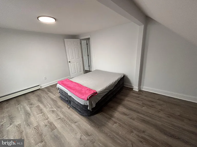 1067 S Clinton Ave #2 — Photo 22