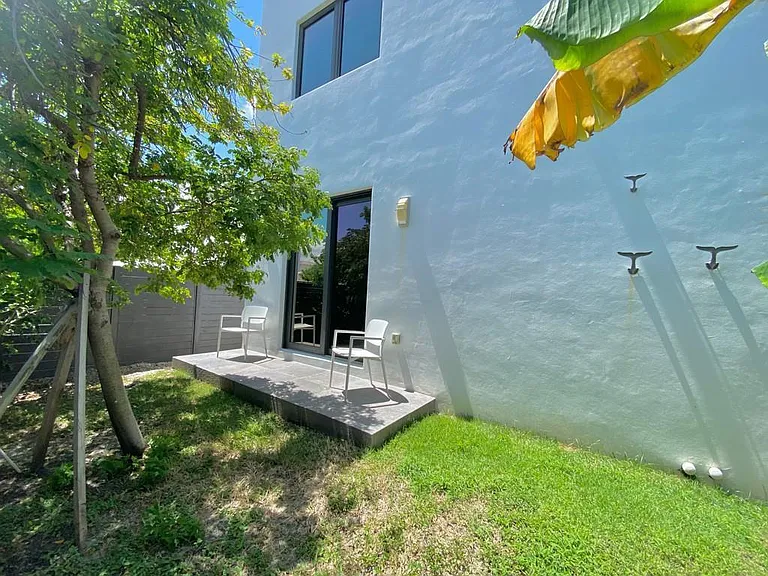 348 Balboa St — Photo 21