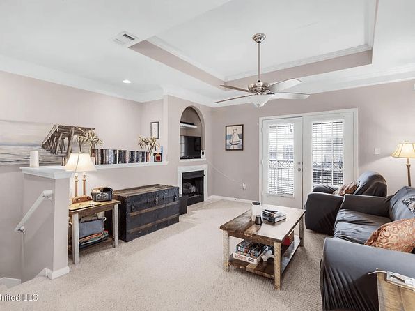 2252 Beach Dr APT 1603
