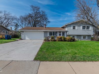1424 W Wise Rd, Schaumburg, IL, 60193