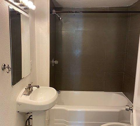 2nd image of 1615 College Ave #1