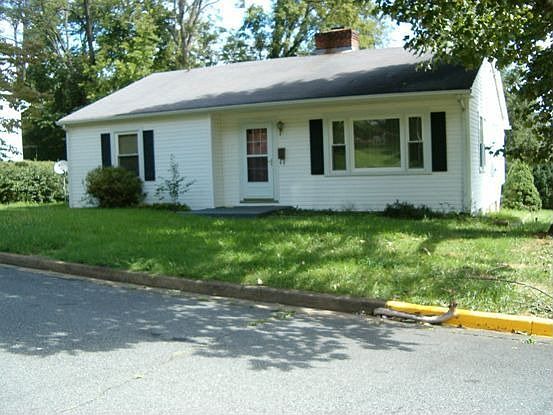 1st image of 149 Tomlinson Ct