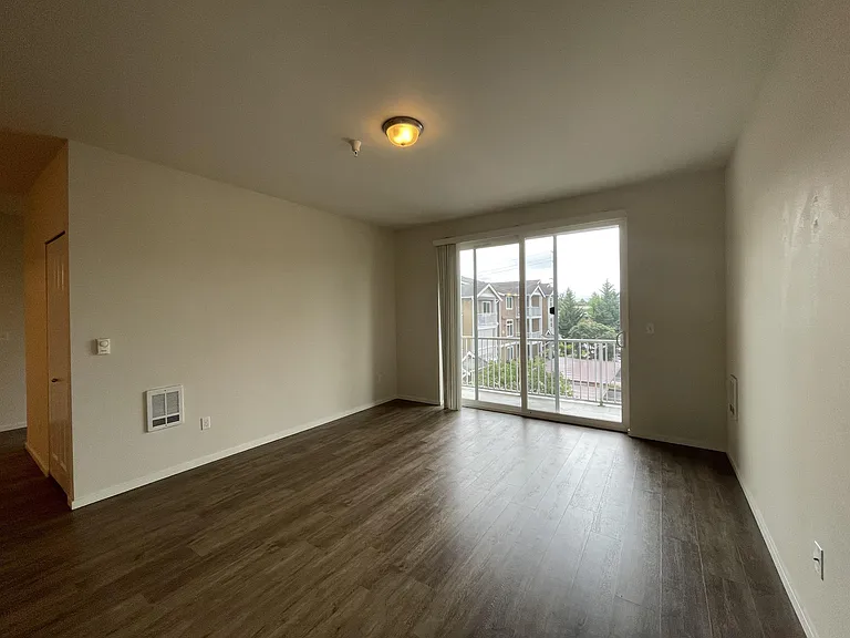 3309 132nd St SE #B308 — Photo 3