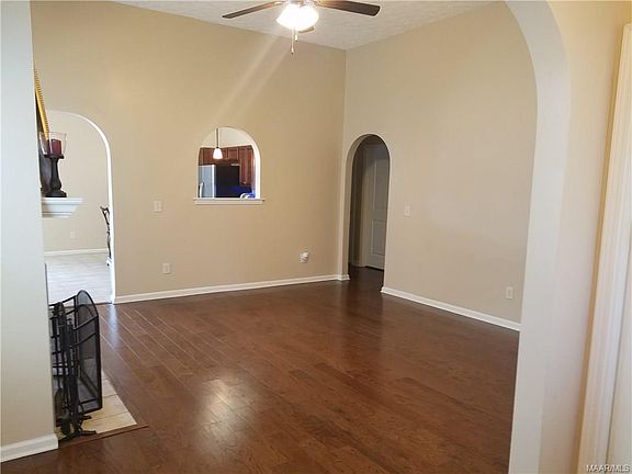 5th image of 537 Park Lake Dr