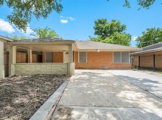 5951 Belmark St, Houston, TX 77033