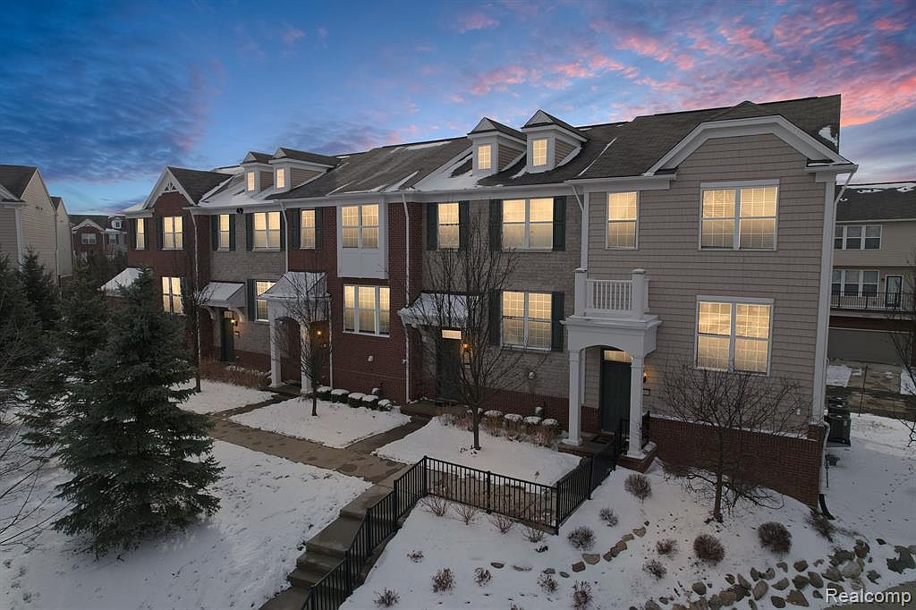 44460 Loop, Novi, MI 48377 Zillow