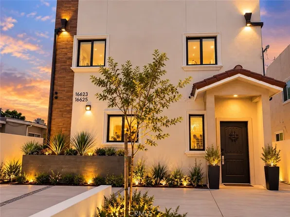 16623 Lake Ave, Paramount, CA 90723