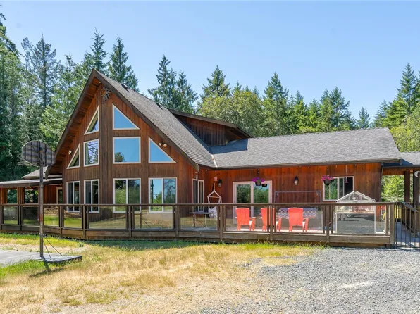 1974 Saddle Dr, Nanaimo, BC V9P 9C2