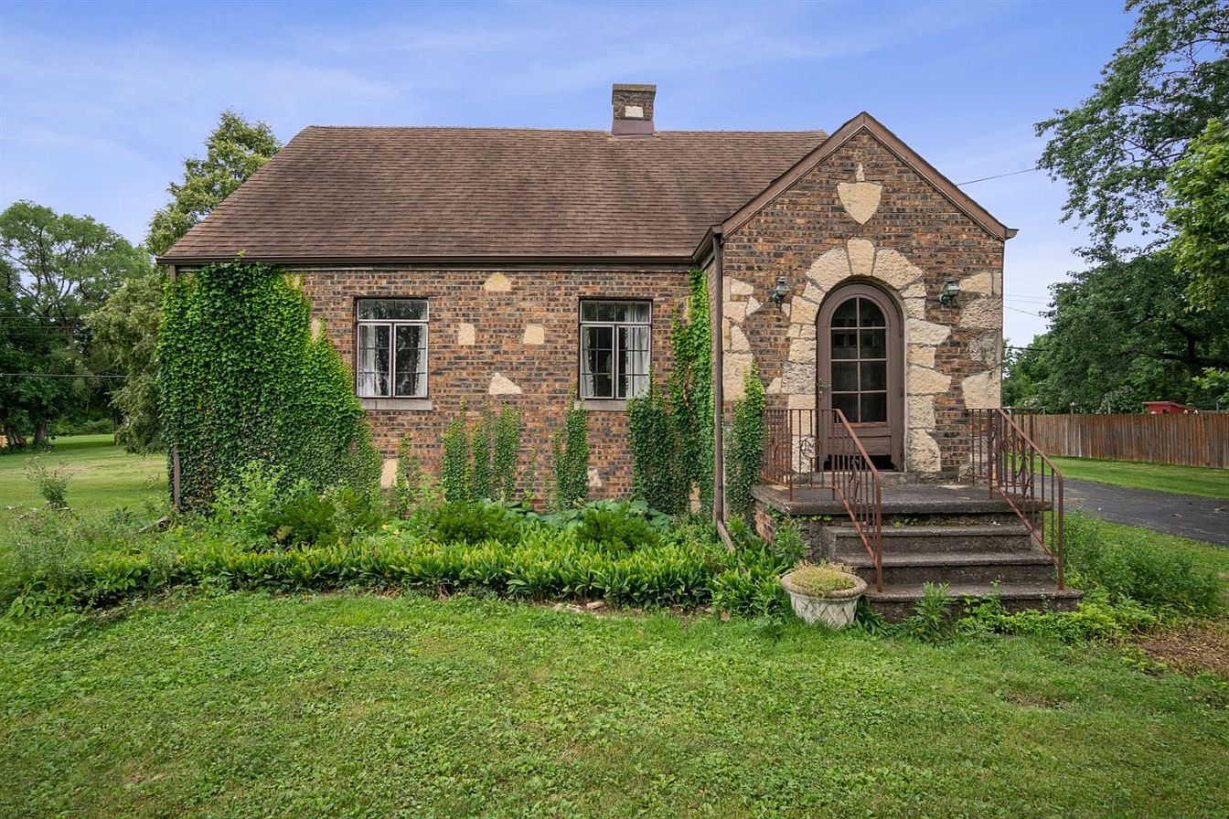 Under 150K Sunday c. 1941 Brick Home For Sale on 2 Acres in