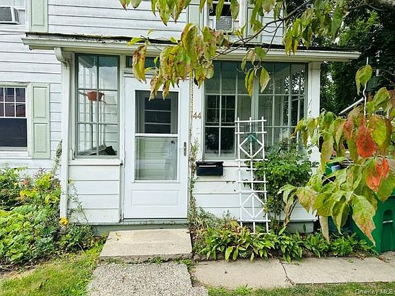 2nd image of 44 Davis Avenue