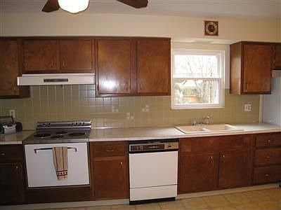 2nd image of 26585 Sudbury Dr