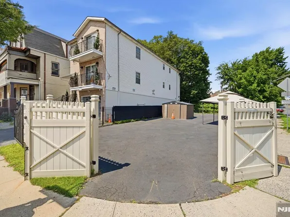 4th, Newark, NJ 07107