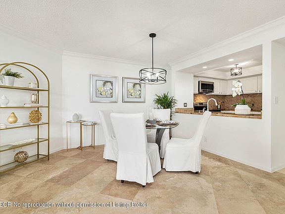 5th image of 3701 S Flagler Dr APT B307