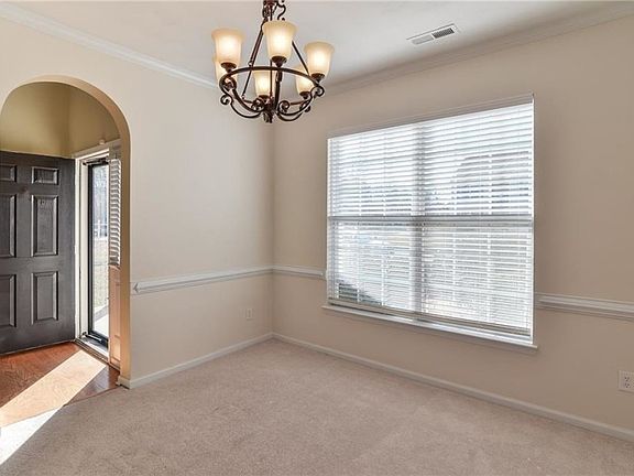 4th image of 931 Hanson Dr