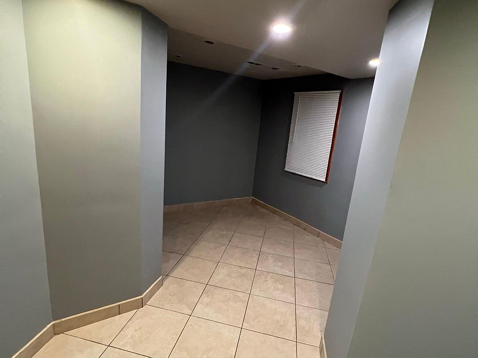 1st image of 1915 Oak Park Ave APT 1