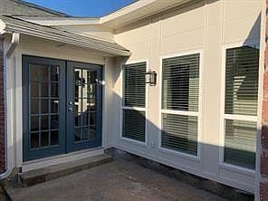 3rd image of 6017 Dooley Dr