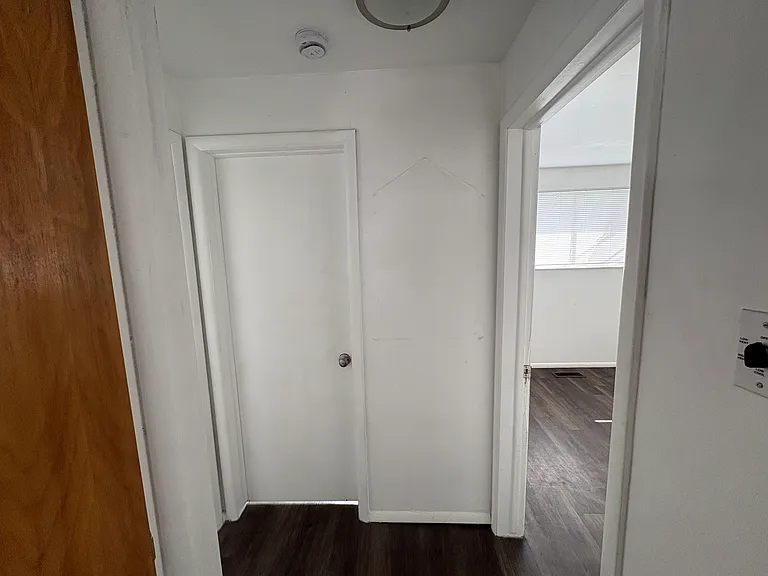 2630 S Windsor Cir #3 — Photo 8
