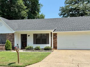 102 Lelia Ln, Searcy, AR 72143