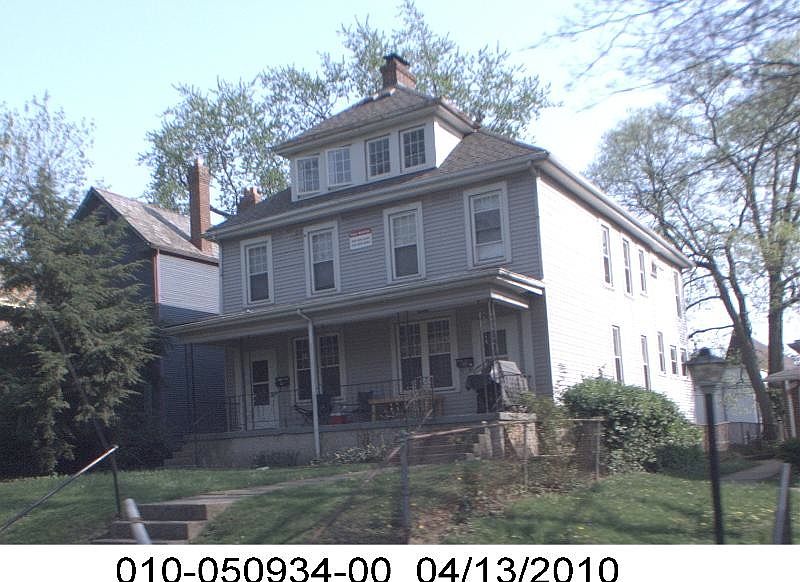 2nd image of 41 W Patterson Ave