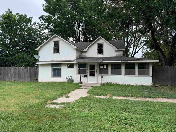 328 N Birch Ave, Valley Center, KS 67147