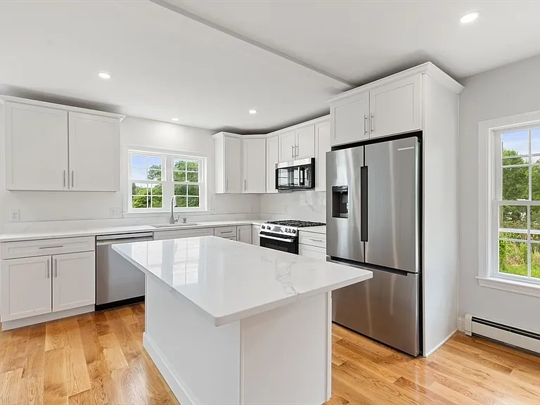 63 Pleasant St #2 — Photo 3