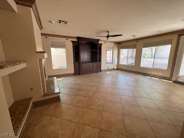 4 bed, 3.5 bath, 3380 sqft, $3,350 — Photo 2