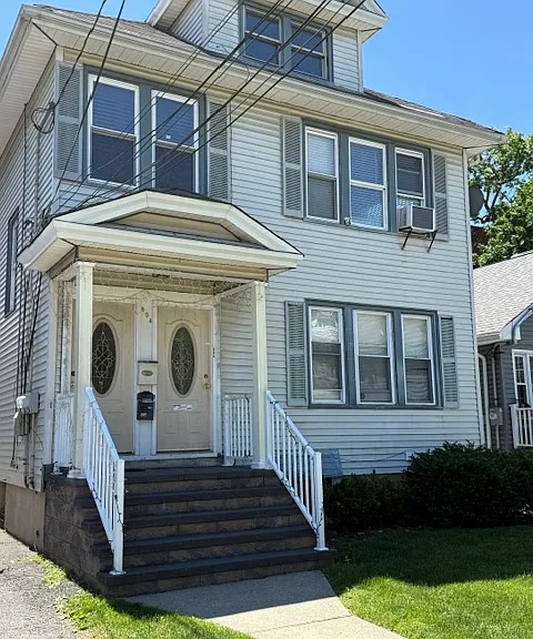 804 Canton St — Photo 1