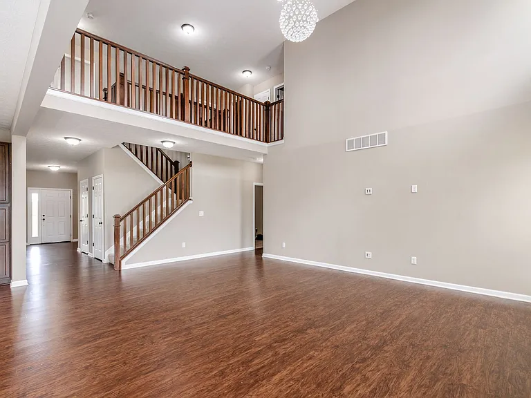 5642 Coventry Ct — Photo 27
