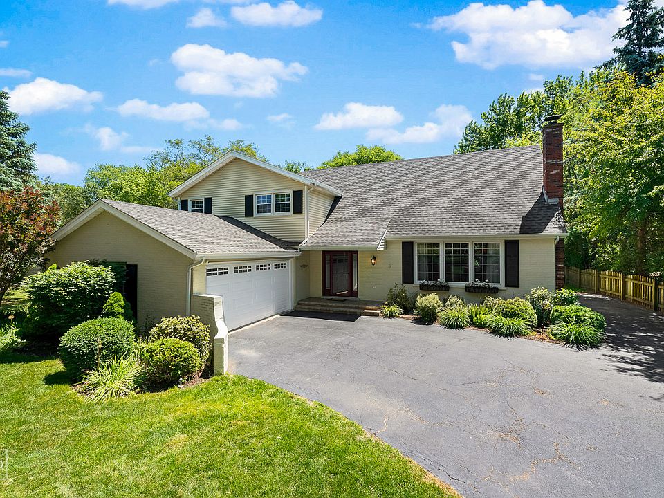 1st image of 6S453 Millcreek Ct