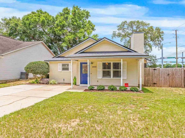 8445 Ramsgate Rd, Pensacola, FL 32514