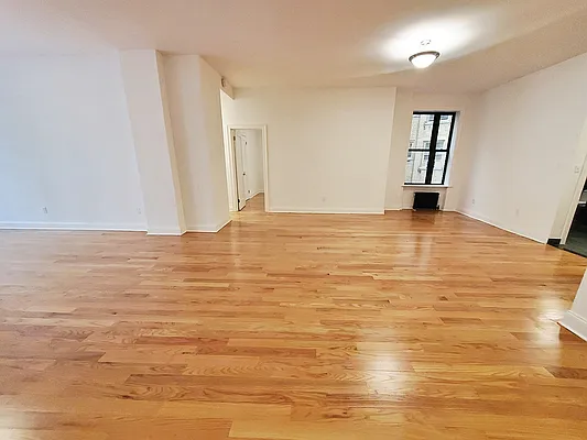 Rented by Rachel Realty | media 7