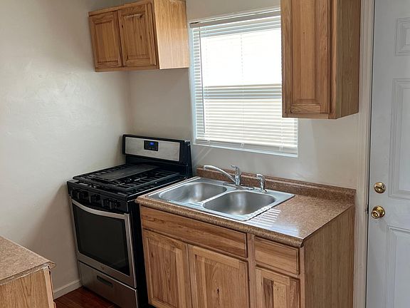 3rd image of 235 Edgerton Dr