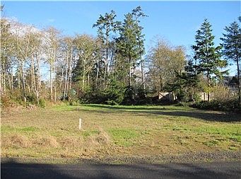 1st image of 372 Duck Lake Dr SE