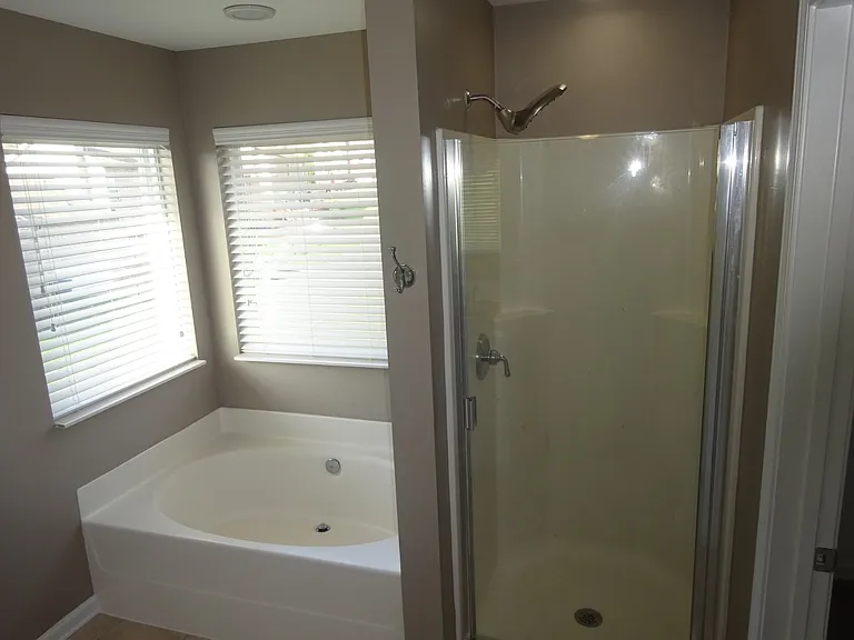 1713 Liberty Pike — Photo 23