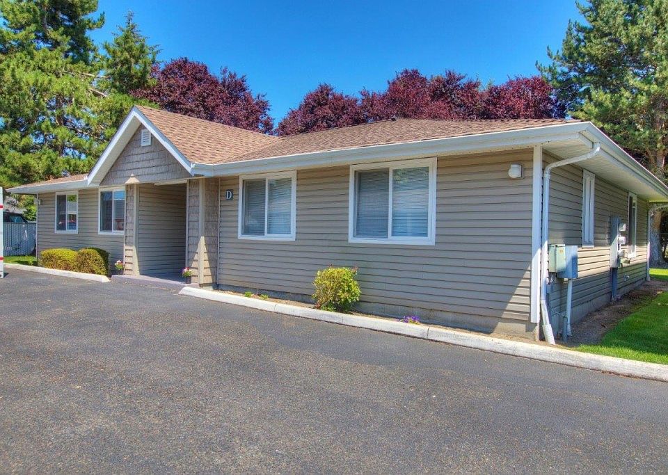 1st image of 607 29th St SE #1