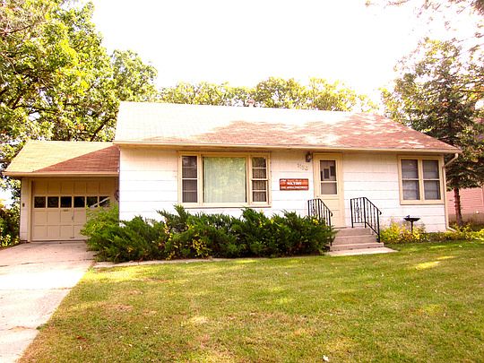1st image of 1153 Woodrow Ave