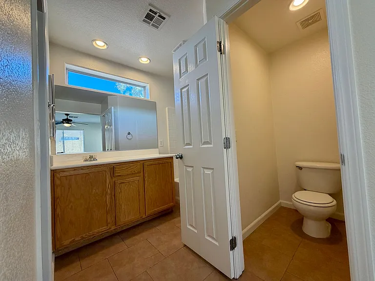 10433 Concetta Ave — Photo 11