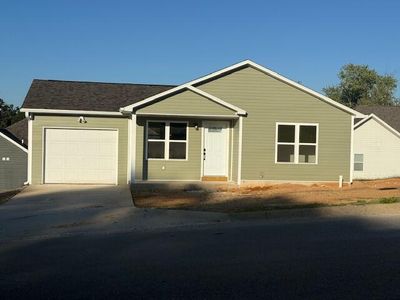 1223 N Howell, West Plains, MO, 65775