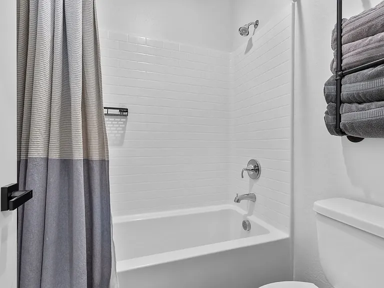8866 Sasquatch Run Ave — Photo 18