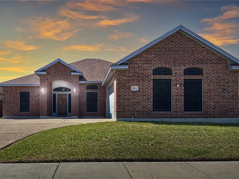 8201 Azimuth Ct — Photo 3