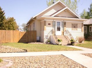 816 N River Ave, Glendive, MT 59330